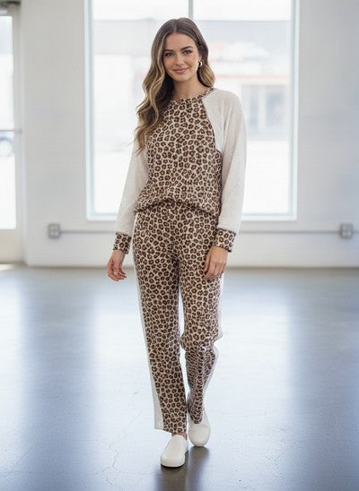 Wild Charm Eyelet Leopard Contrast Set